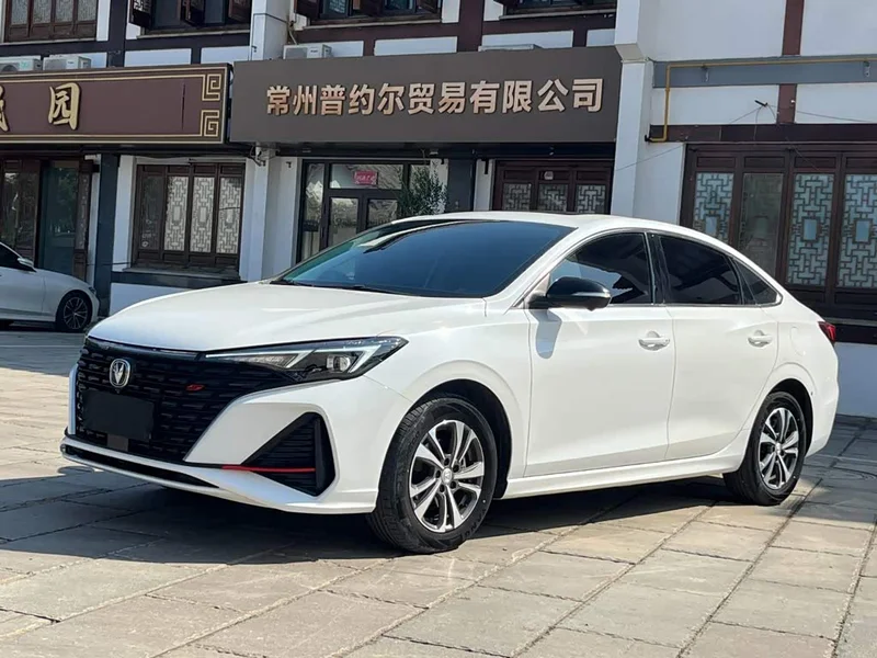 Changan Eado — фото 1