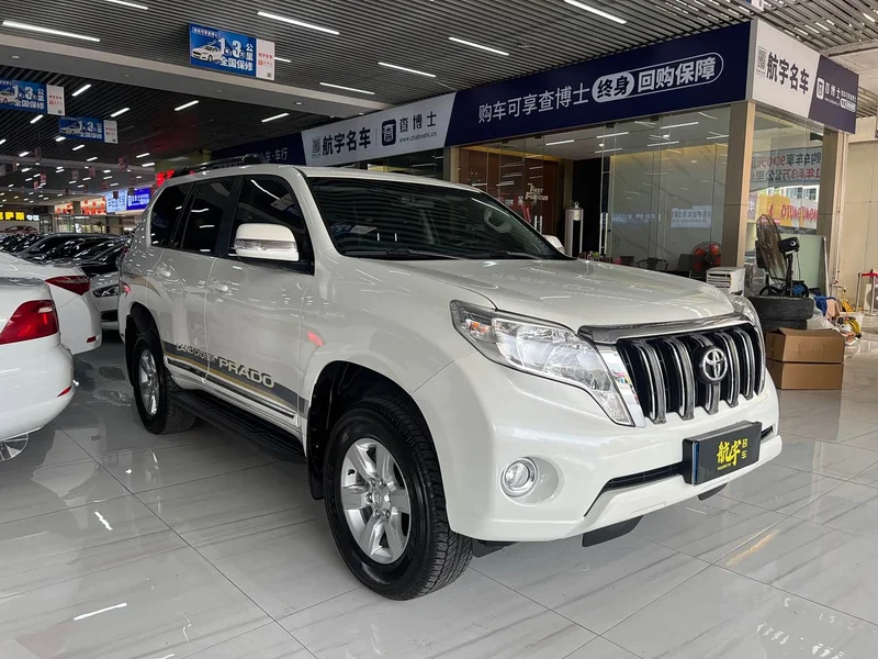 Toyota Prado — фото 9