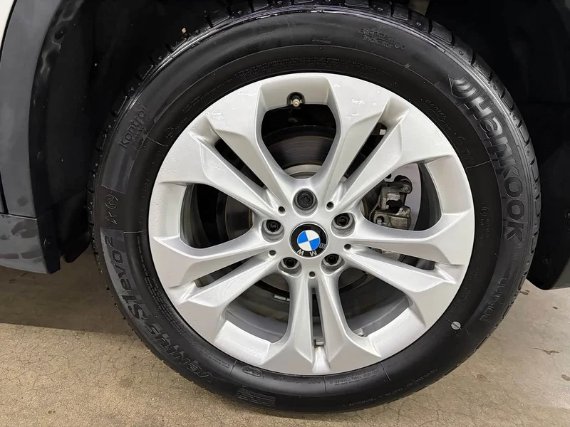 BMW X1 — фото 17
