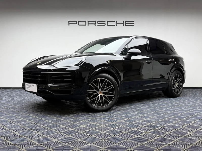 Porsche Cayenne — фото 1