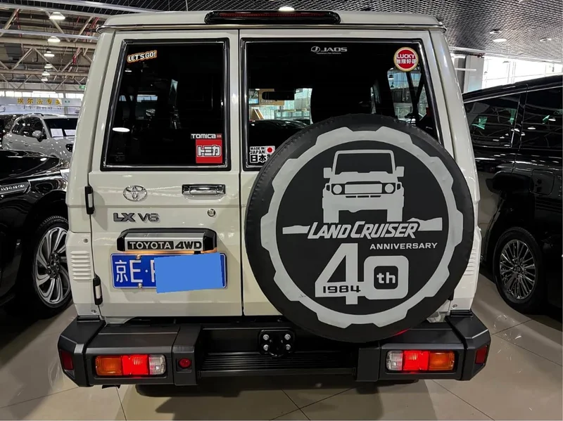 Toyota Land Cruiser (Imported) — фото 15