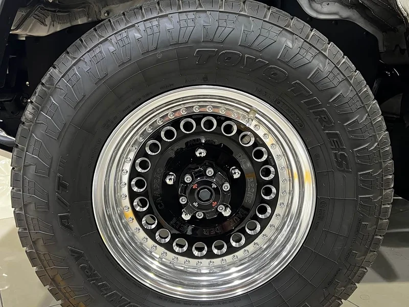 Toyota Land Cruiser (Imported) — фото 4