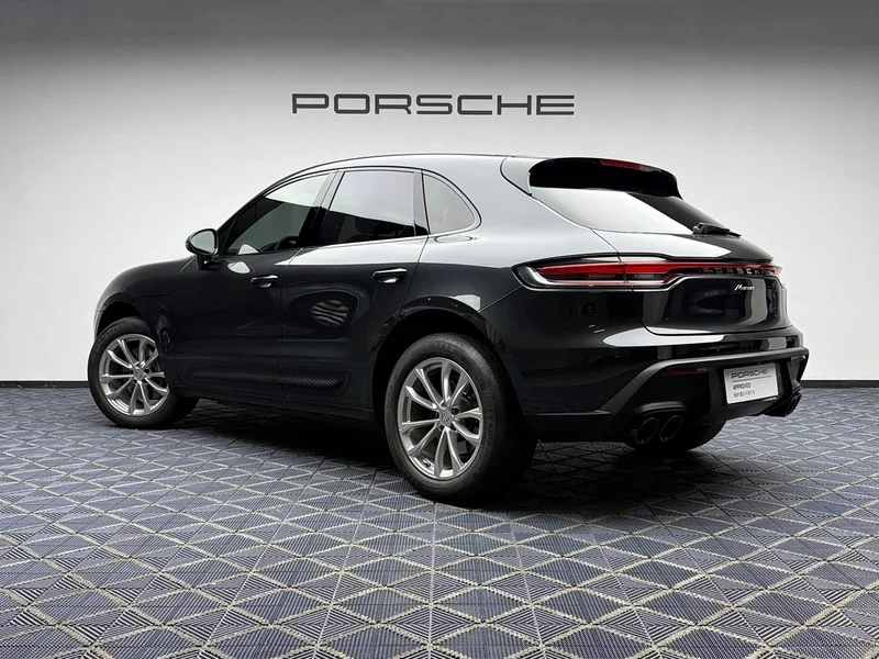 Porsche Macan — фото 15