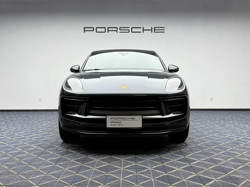 Porsche Macan — фото 16