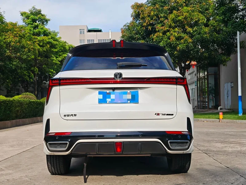 Changan CS75PLUS — фото 4