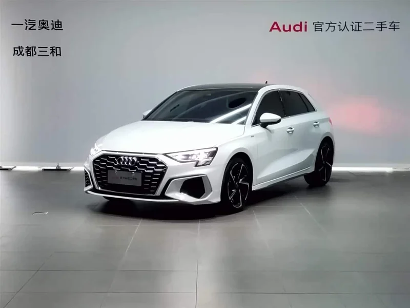 Audi A3 — фото 1