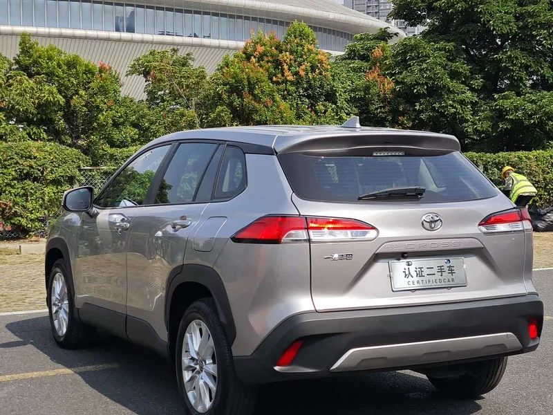 Toyota Corolla Cross — фото 12