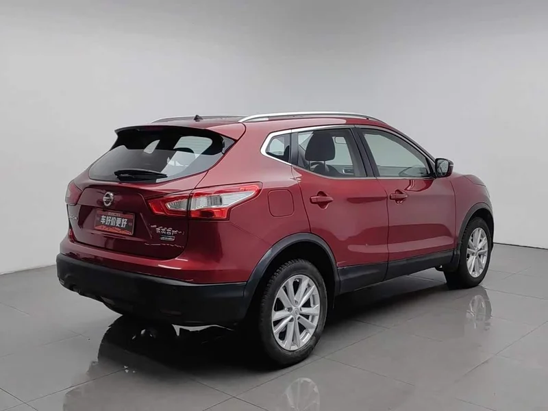 Nissan Qashqai — фото 2