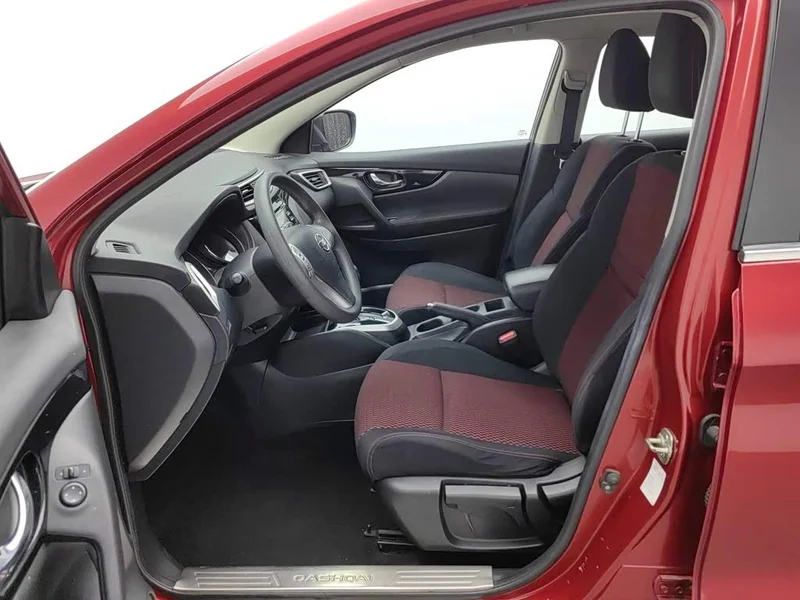 Nissan Qashqai — фото 10