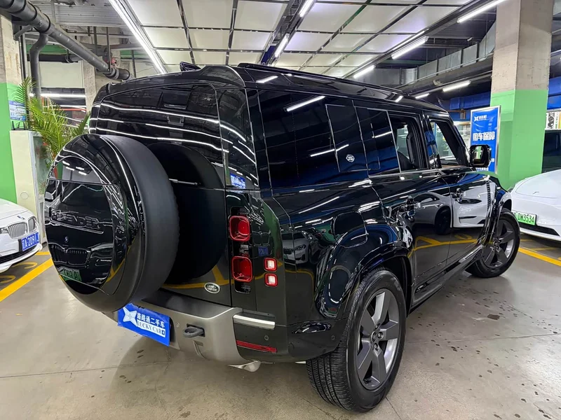 Land Rover Defender — фото 4