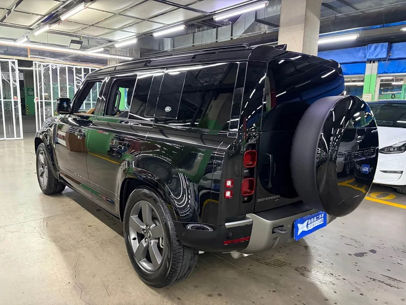 Land Rover Defender — фото 5