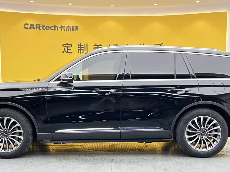 Lincoln Aviator — фото 8