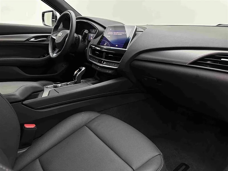 Cadillac CT5 — фото 16
