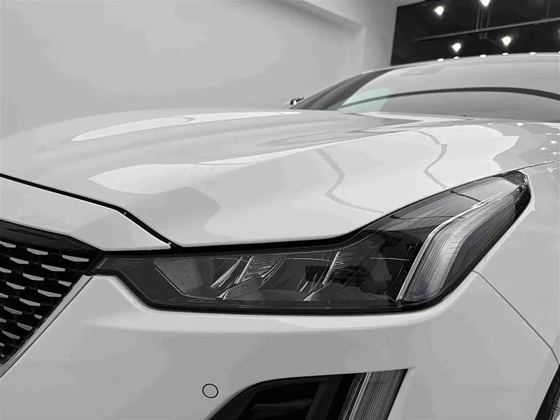 Cadillac CT5 — фото 27