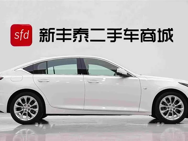 Cadillac CT5 — фото 3
