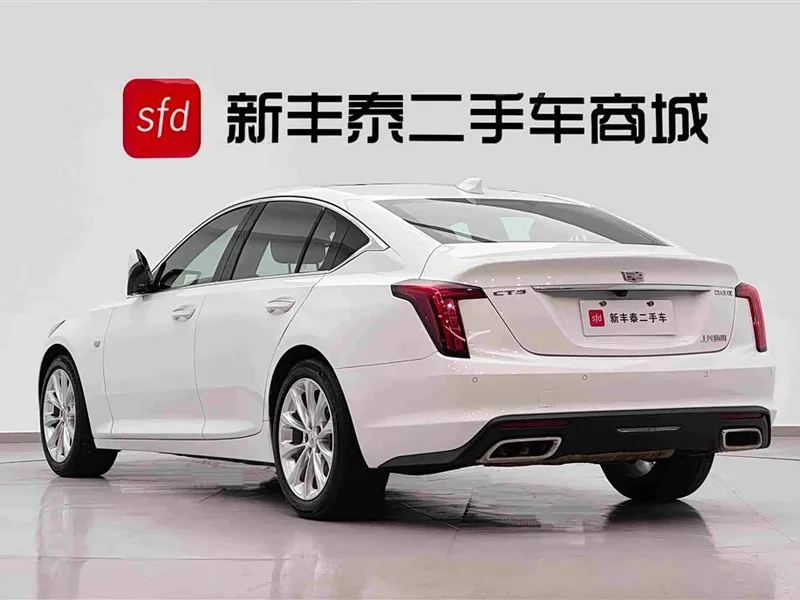 Cadillac CT5 — фото 6