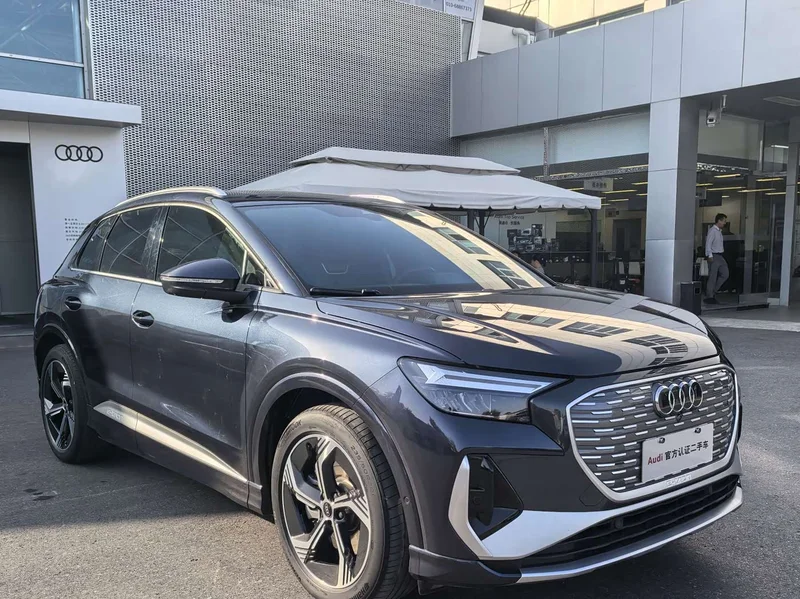 Audi Q4 e-tron — фото 3