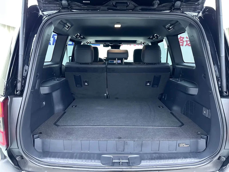 Toyota Prado — фото 20