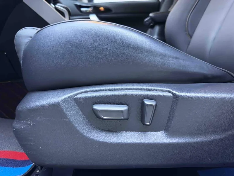 Mitsubishi Eclipse Cross — фото 18