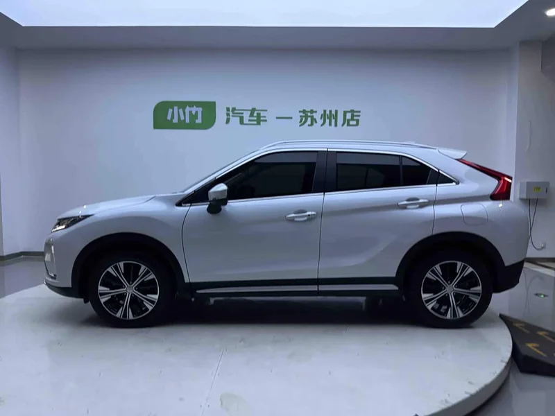 Mitsubishi Eclipse Cross — фото 7