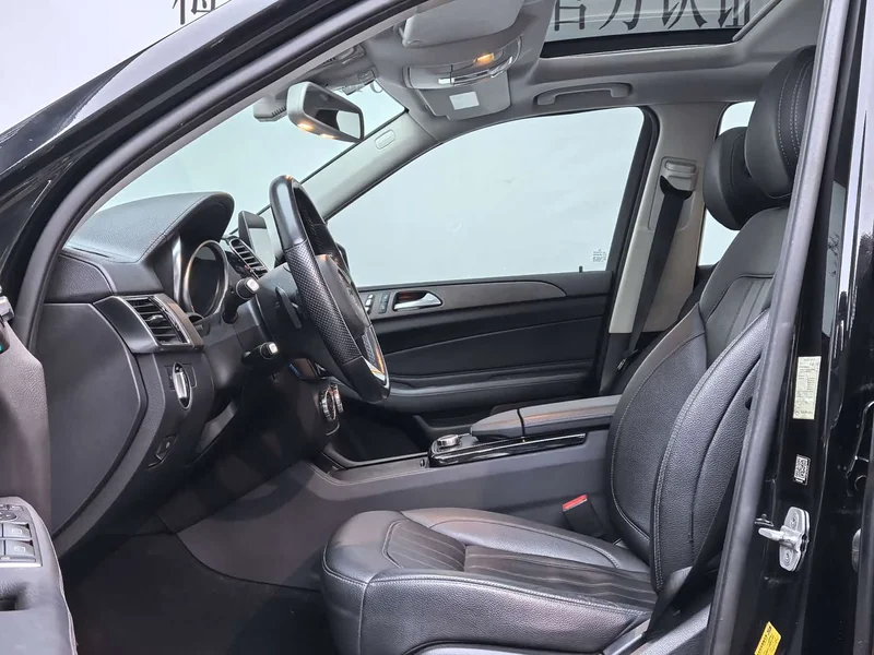 Mercedes-Benz GLE — фото 10