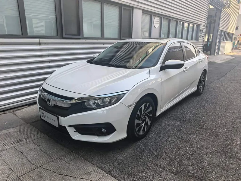 Honda Civic — фото 1