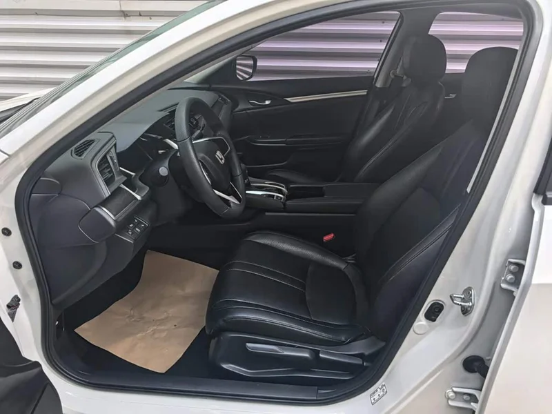 Honda Civic — фото 13
