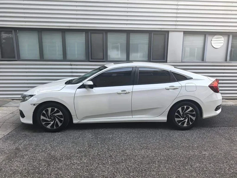 Honda Civic — фото 3