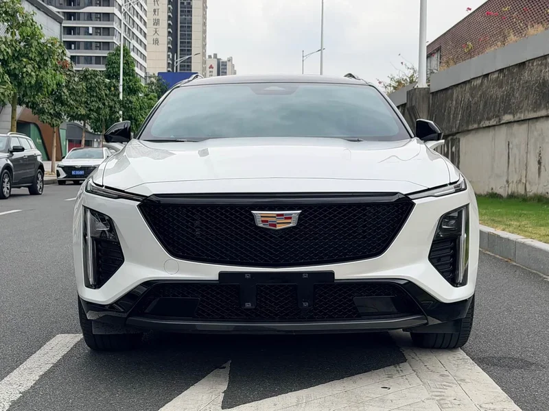 Cadillac GT4 — фото 3