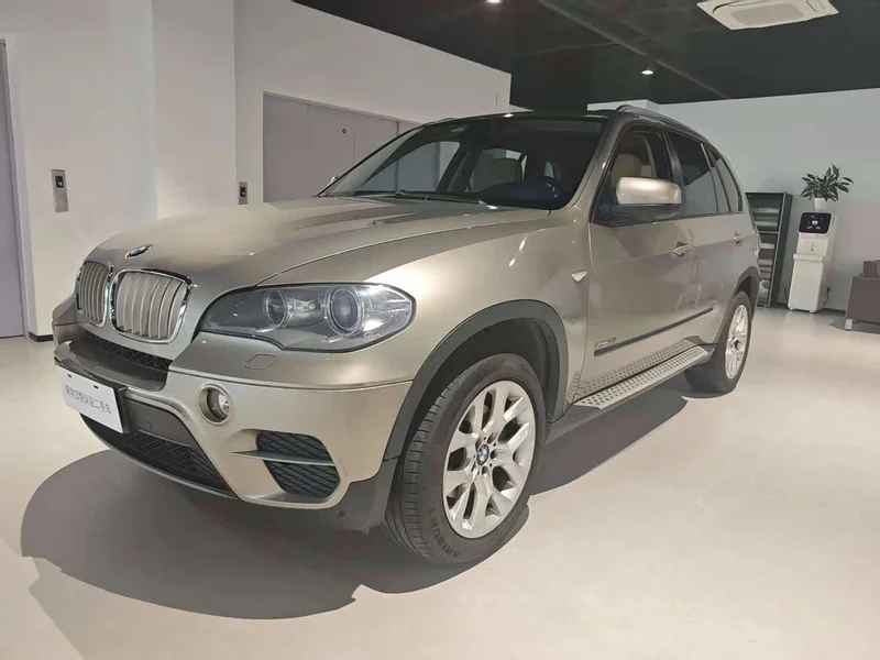BMW X5 — фото 1