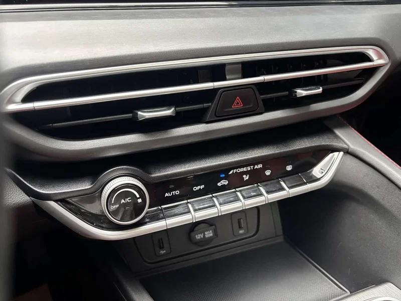 Changan Eado — фото 15