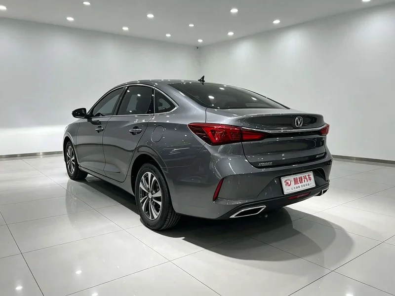 Changan Eado — фото 9