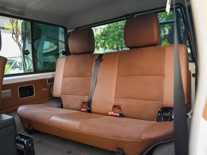 Toyota Land Cruiser (Imported) — фото 14