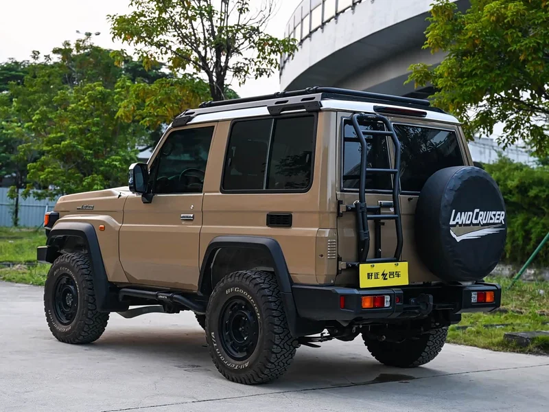 Toyota Land Cruiser (Imported) — фото 4
