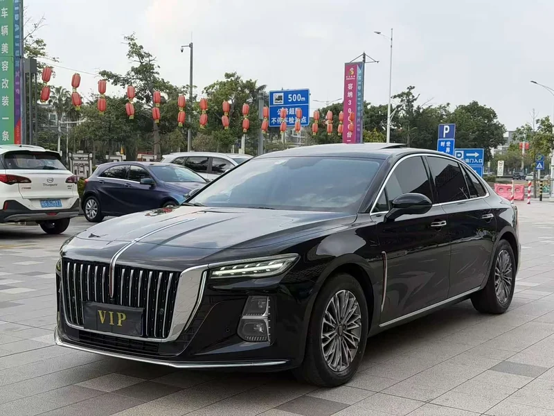 Hongqi H5 — фото 1