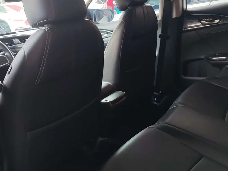 Honda Civic — фото 6