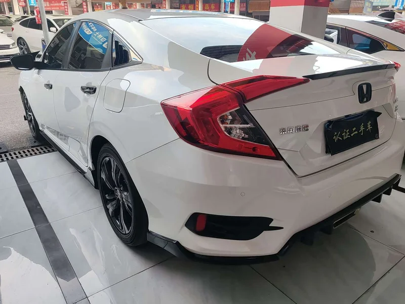 Honda Civic — фото 7