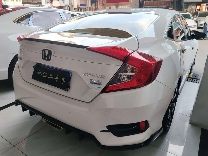 Honda Civic — фото 9