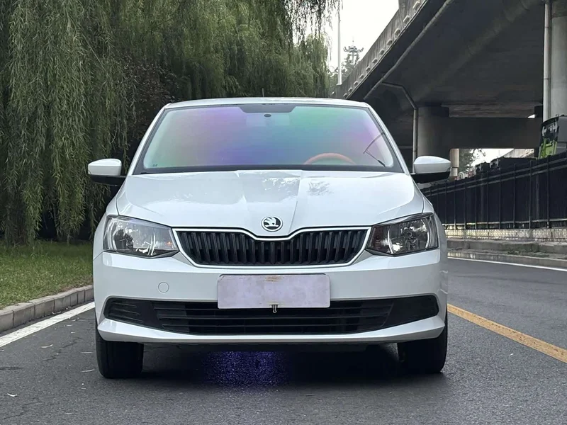 Skoda Citigo — фото 2