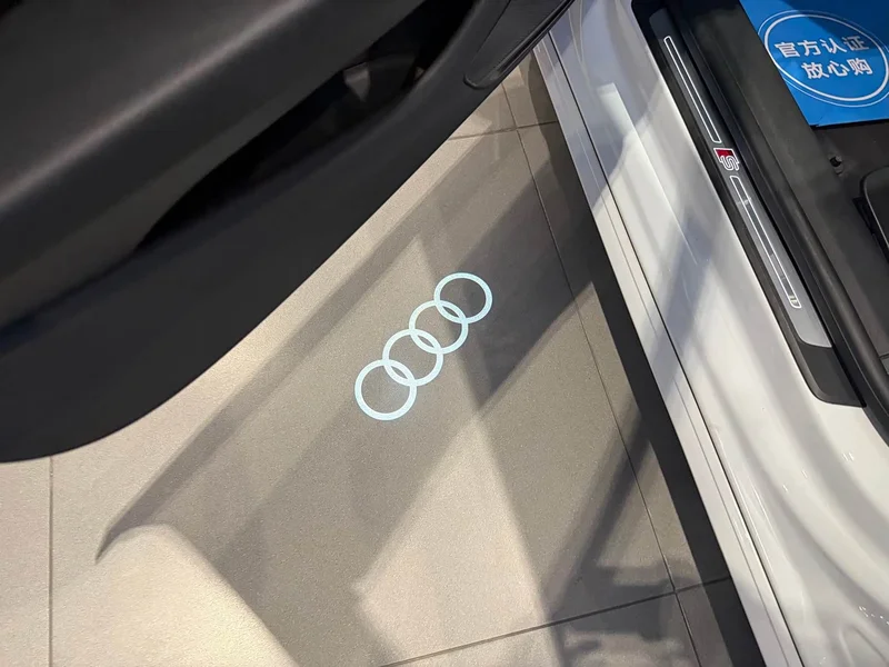 Audi A4L — фото 6