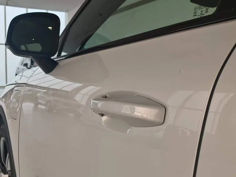 Volvo XC40 New Energy — фото 10