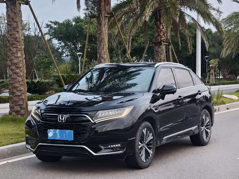 Honda UR-V — фото 1