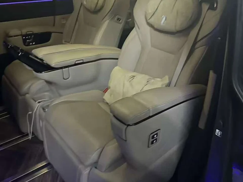 Toyota Alphard — фото 3
