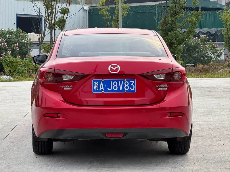 Mazda 3 Axela — фото 9