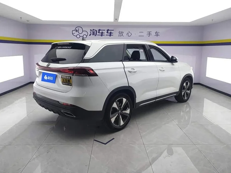 Changan X7 PLUS — фото 3