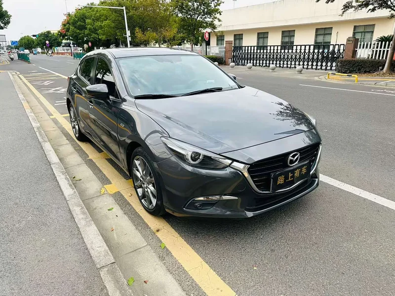 Mazda 3 Axela — фото 3
