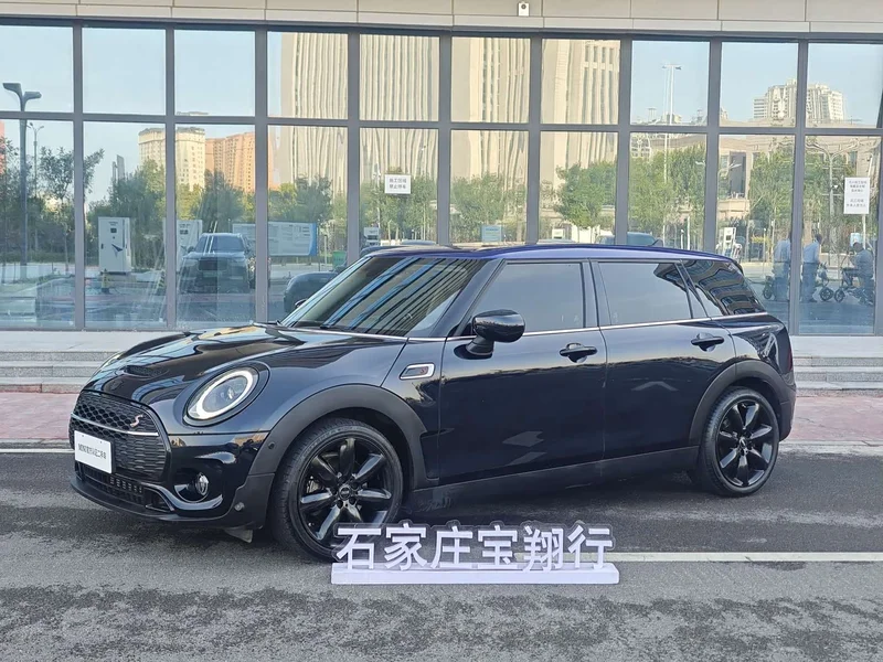 MINI CLUBMAN — фото 1