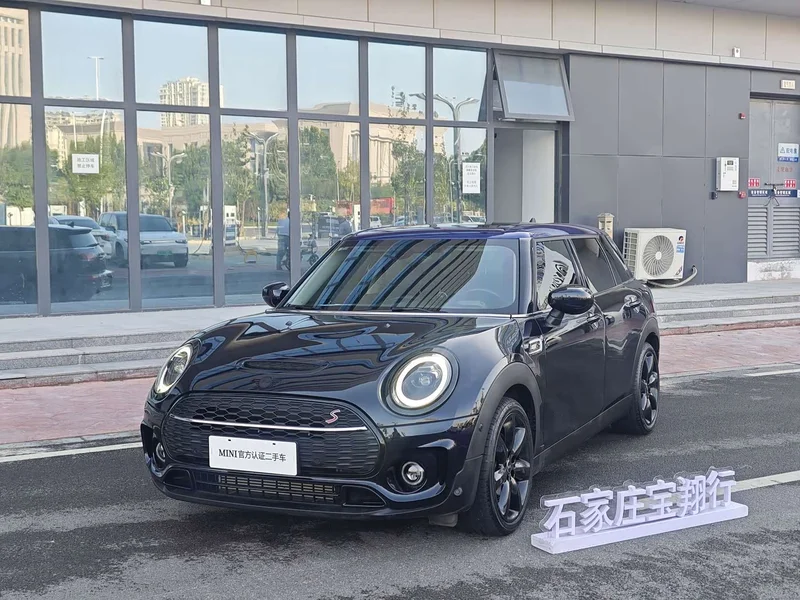MINI CLUBMAN — фото 2