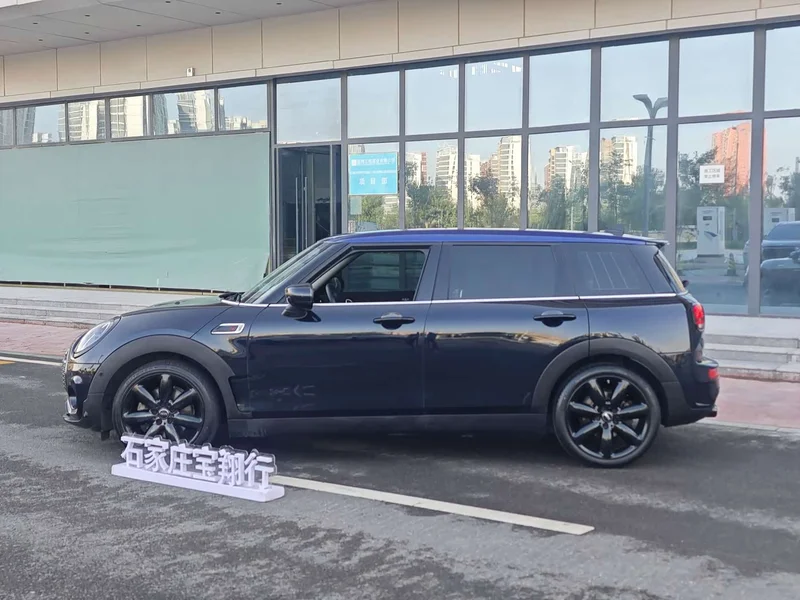 MINI CLUBMAN — фото 4