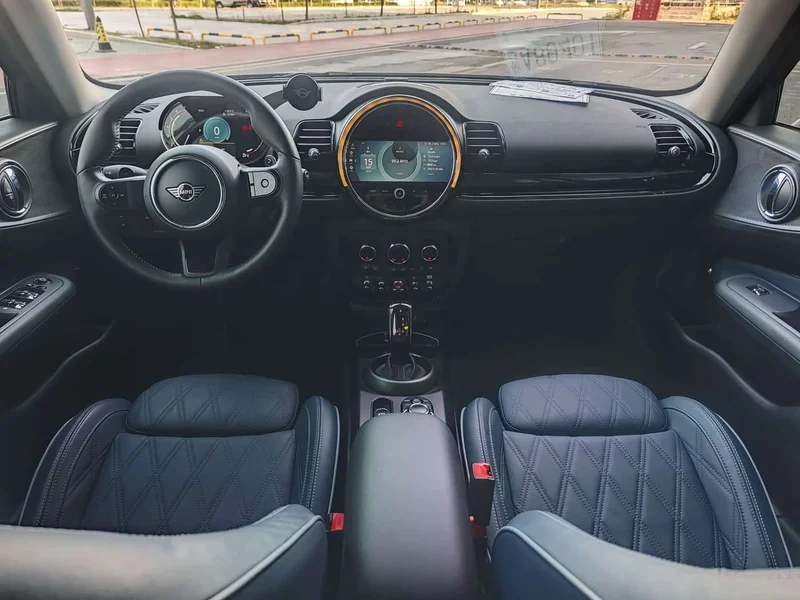 MINI CLUBMAN — фото 10